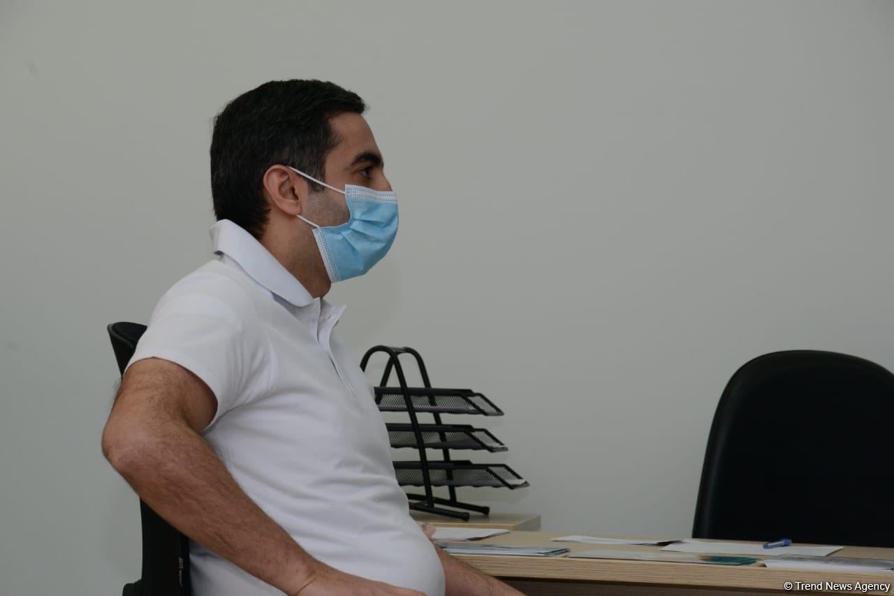 Министр здравоохранения Огтай Ширалиев и глава TƏBİB Рамин Байрамлы прошли вакцинацию  от COVID-19 (ФОТО)
