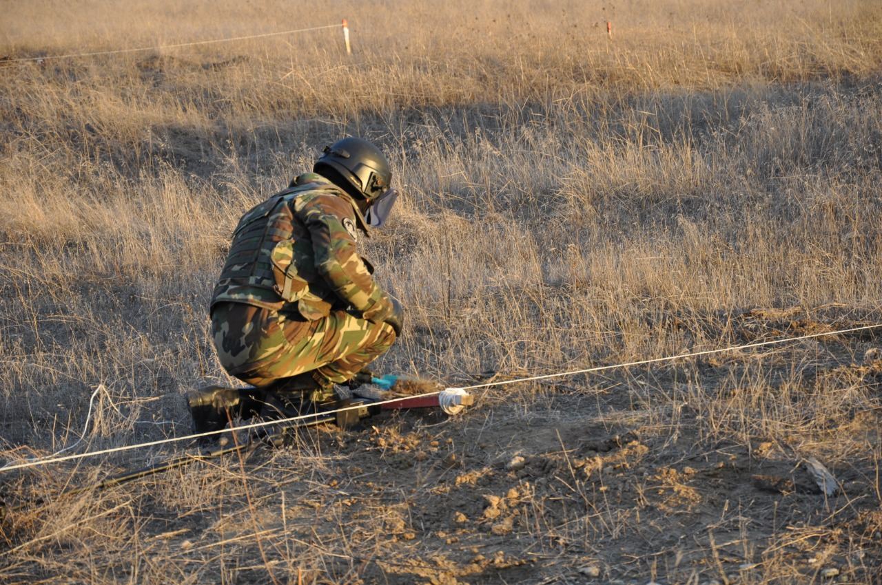 В результате деятельности российских и азербайджанских саперов обезврежено 210 мин (ФОТО)