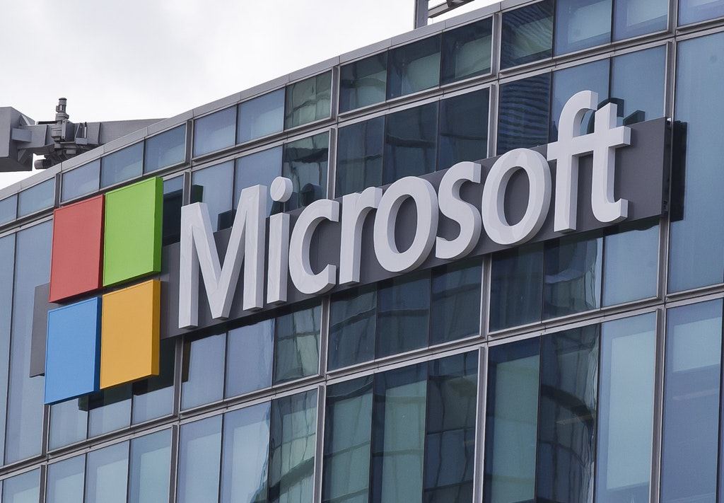 Microsoft прекращает сотрудничество с сотнями подрядчиков