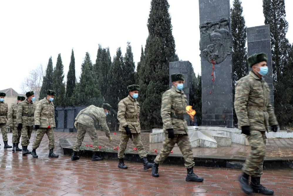 Azerbaijani troops hold several events in connection with January 20 tragedy (PHOTO/VIDEO)