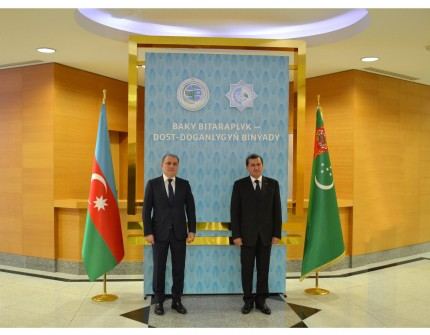 Azerbaijani, Turkmen FMs talk significance of joint collaboration on Caspian Sea (PHOTO)