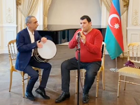 В Париже представлена концертная программа в память о шехидах 20 Января и Карабахской войны (ВИДЕО)
