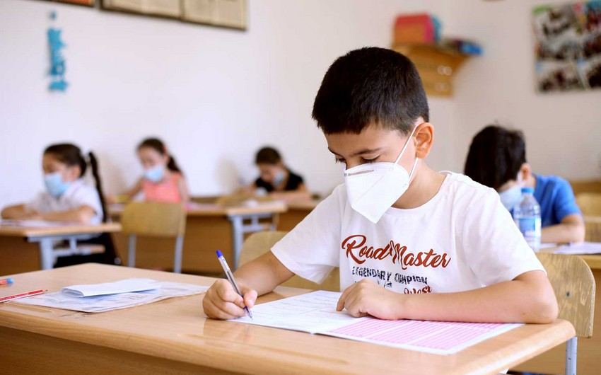 Коротко о возобновлении традиционной формы обучения в Азербайджане