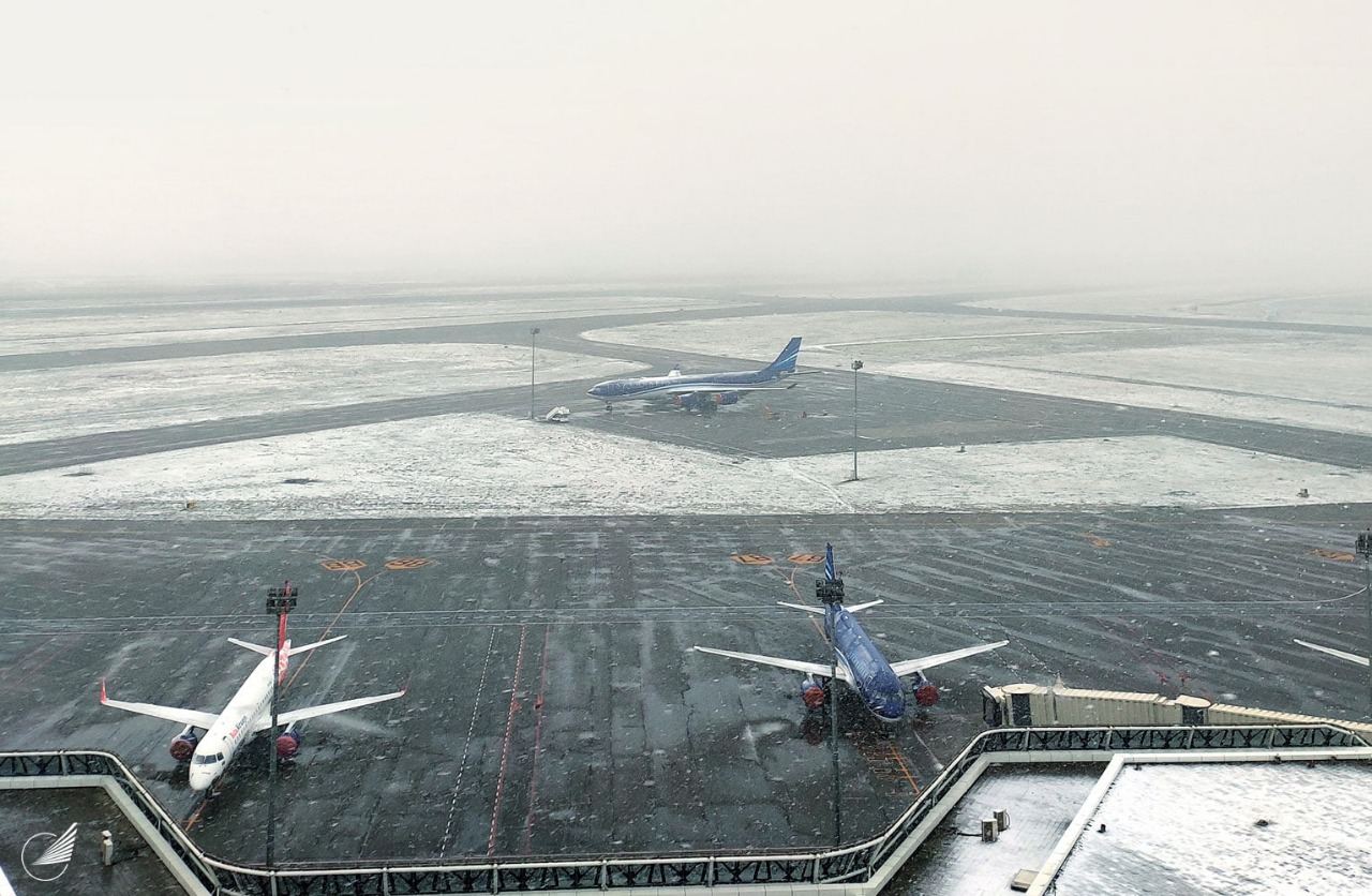 Непогода не повлияла на работу международного аэропорта Баку