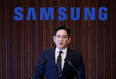 Глава Samsung не будет оспаривать решение суда, приговорившего его к 2,5 года тюрьмы