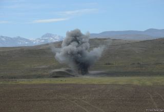 Azerbaijani civilian heavily injured following mine explosion in Lachin
