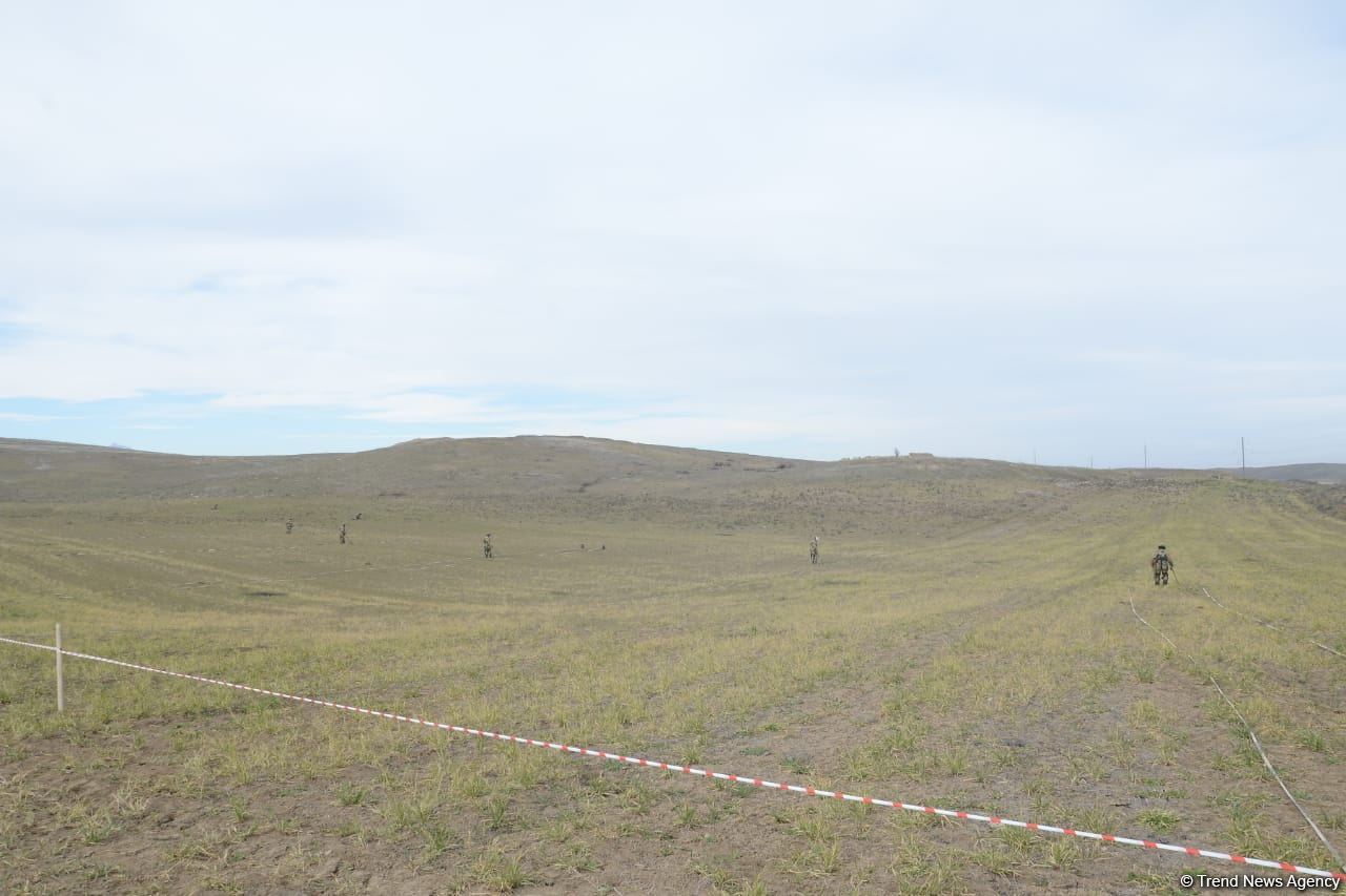 Территория Физулинского района очищается от мин и неразорвавшихся боеприпасов (ФОТО/ВИДЕО)