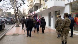 Polis ticarət obyektlərinə nəzarəti gücləndirdi (FOTO/VİDEO)