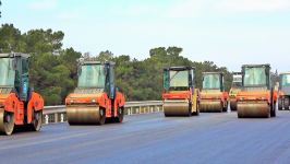 Azerbaijan talks ongoing work on construction of Baku-Guba-Russia border highway (PHOTO)