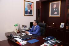 Rector Elmar Gasimov holds online meeting with Presidential Scholars (PHOTO)