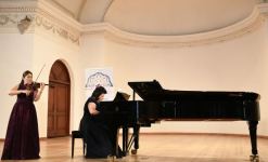 Музыкальный презент в Баку – виртуальные традиции (ВИДЕО/ФОТО)