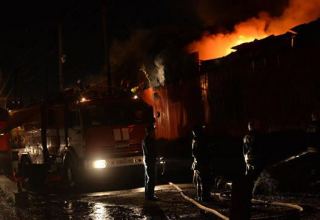 При пожаре в доме в Баку погибли двое малолетних детей