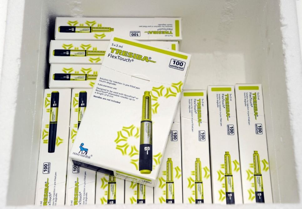 Heydər Əliyev Fondu 18 yaşadək olan şəkərli diabet xəstələrini insulinlə təmin edir (FOTO) - Gallery Image