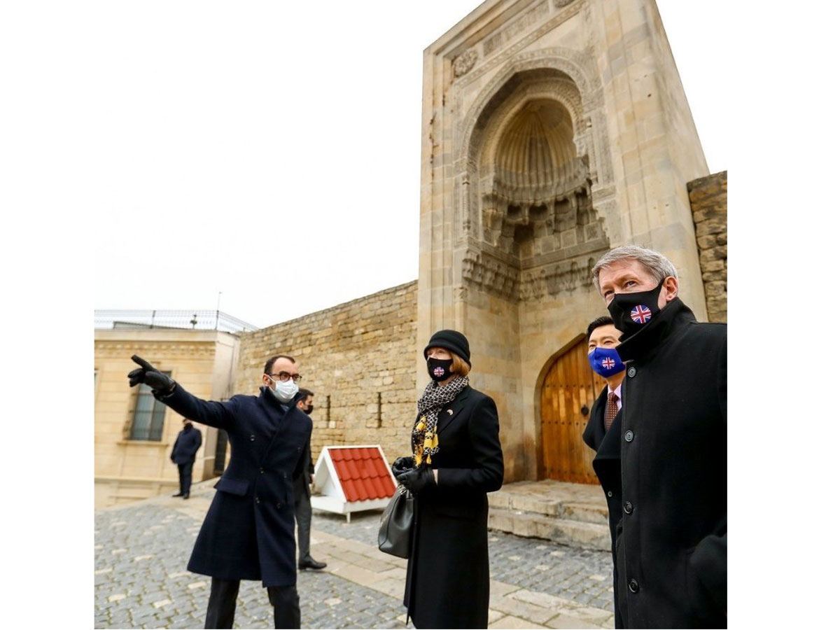 Azerbaijan has rich heritage - UK Minister for European Neighbourhood during visit to Old Town