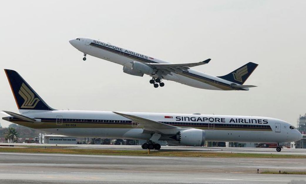 Singapore Air выплатит сотрудникам восемь месячных зарплат из-за рекордной прибыли