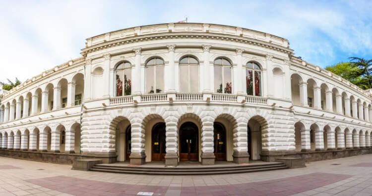 Tbilisi's National Palace rehabilitation sets to conclude in 2023
