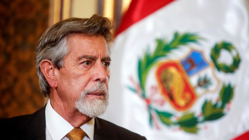 Президент Перу сделал прививку от коронавируса