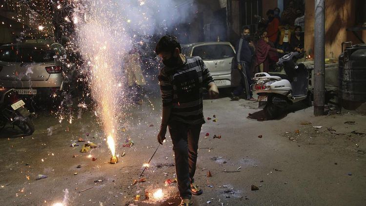 At least 12 killed in fire at Indian firecracker factory
