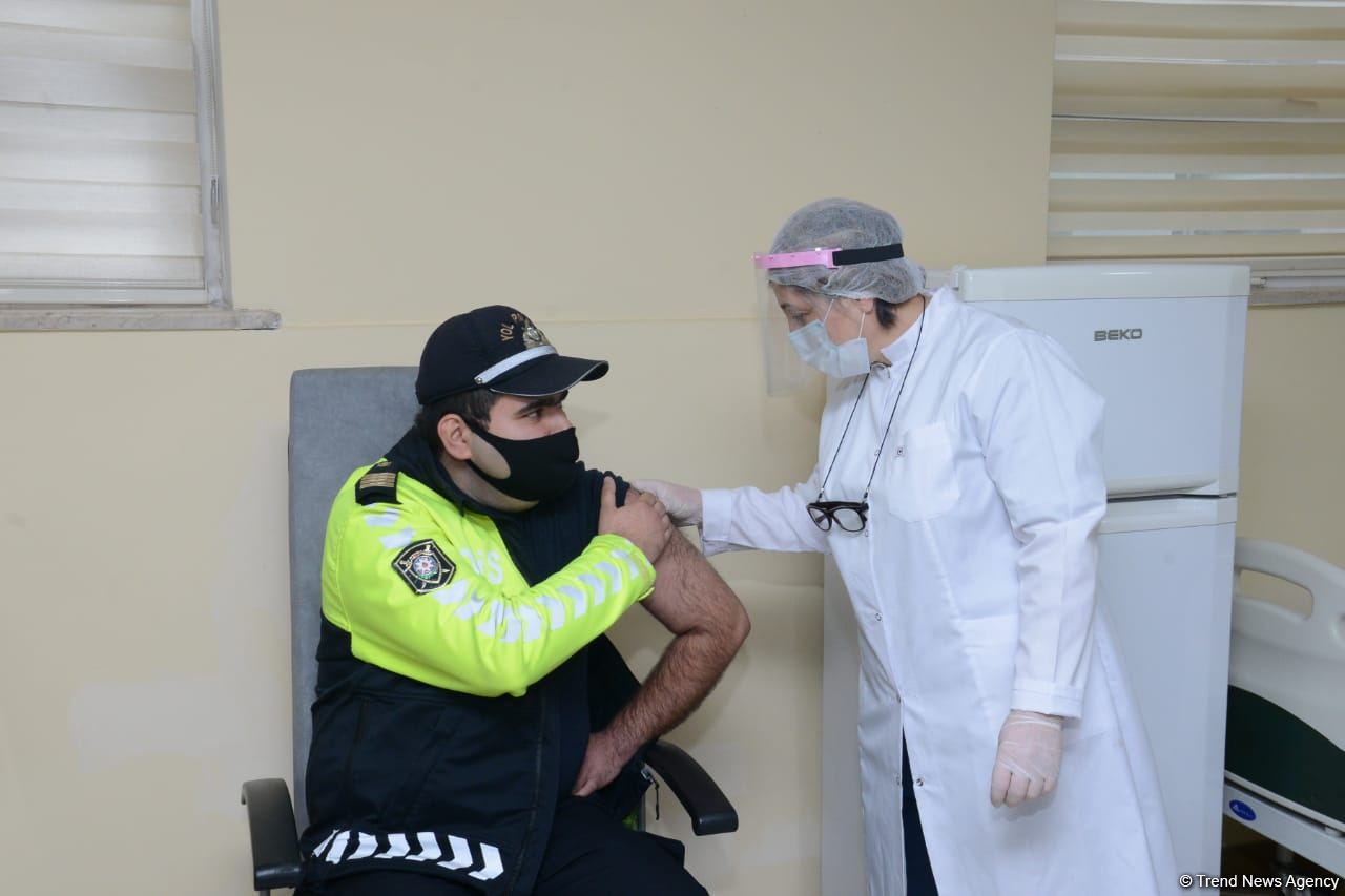 COVID-19 vaccination of police officers starts in Azerbaijan - Trend TV reports (PHOTO)