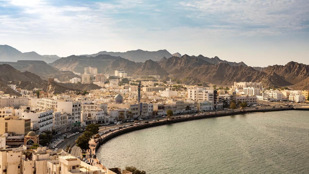 Oman extends giving locals higher education jobs