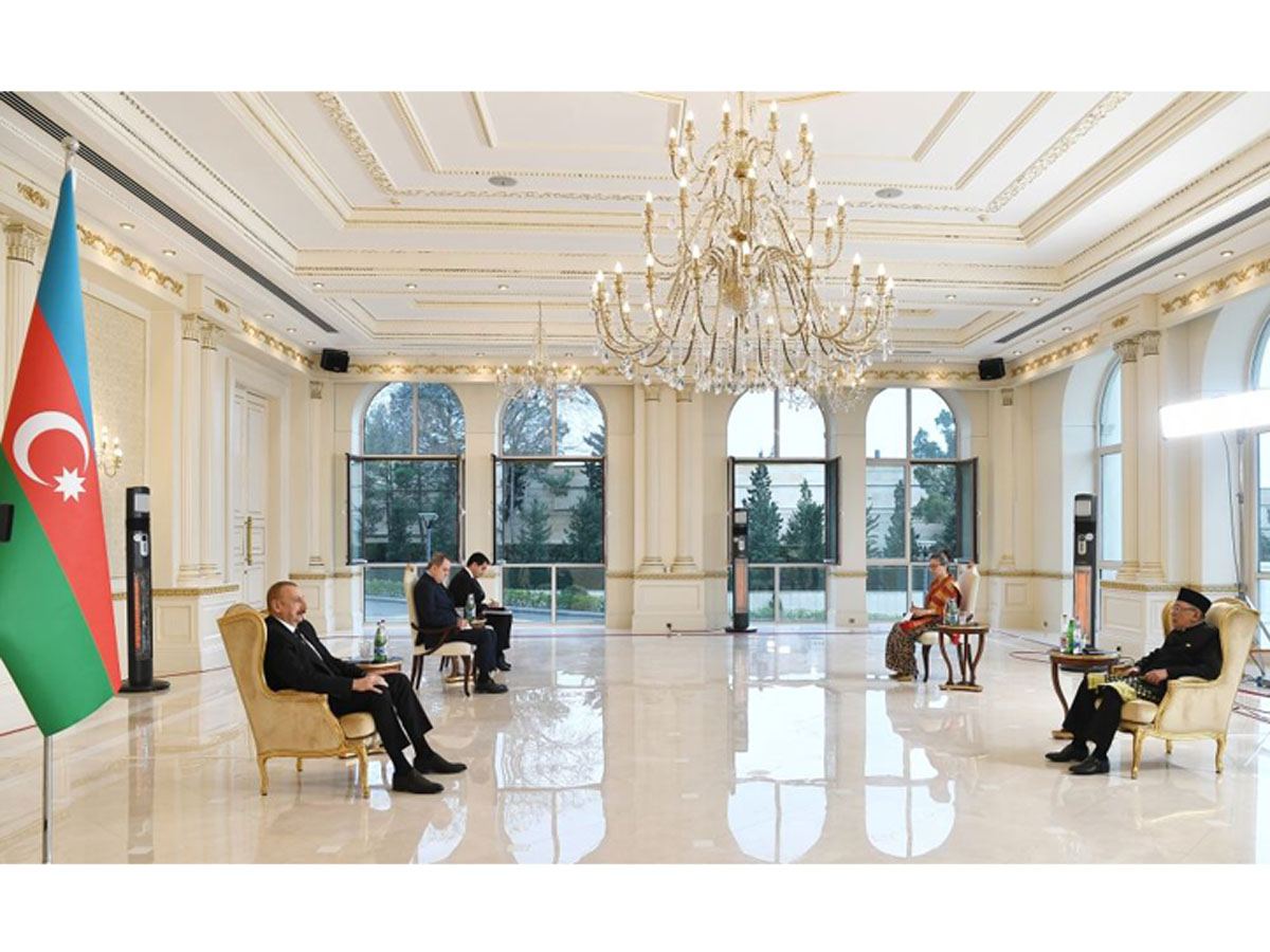 President Ilham Aliyev receives credentials of incoming Indonesian ambassador (PHOTO)