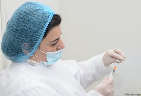 Азербайджанский врач назвал одно из условий эффективной вакцинации