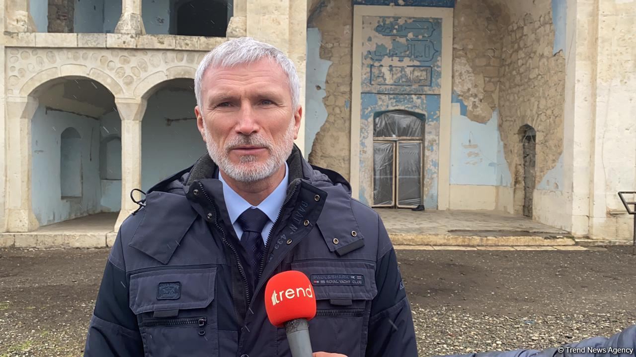 Nothing left in Aghdam city except mosque - Russian MP (VIDEO)