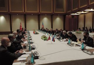В Анкаре проходит заседание Азербайджано-турецкой межправительственной комиссии по экономическому сотрудничеству (ФОТО)