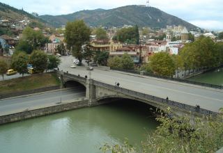 В Тбилиси построят новый автомобильный мост