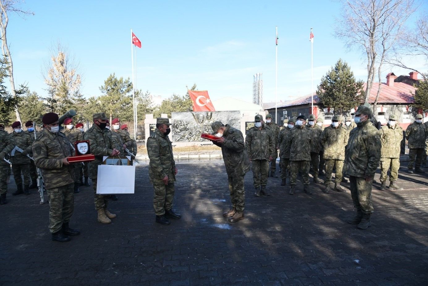 Азербайджанские военнослужащие, участвовавшие в учениях в Карсе, вернулись на родину (ФОТО)