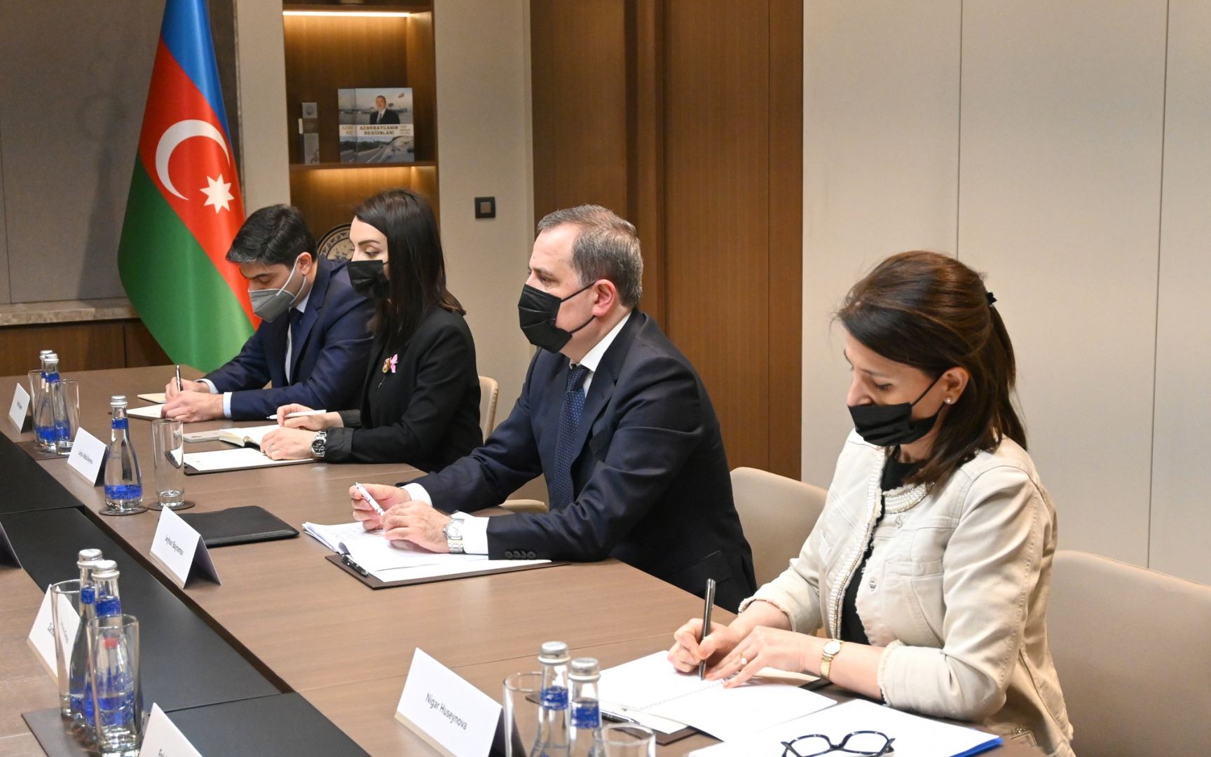Глава МИД Азербайджана встретился с членами Национальной ассамблеи Франции (ФОТО)