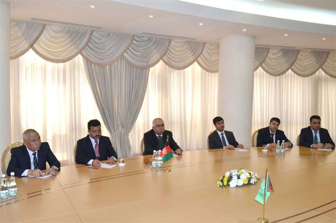 Глава МИД Туркменистана встретился с руководителем партии Национального исламского движения Афганистана