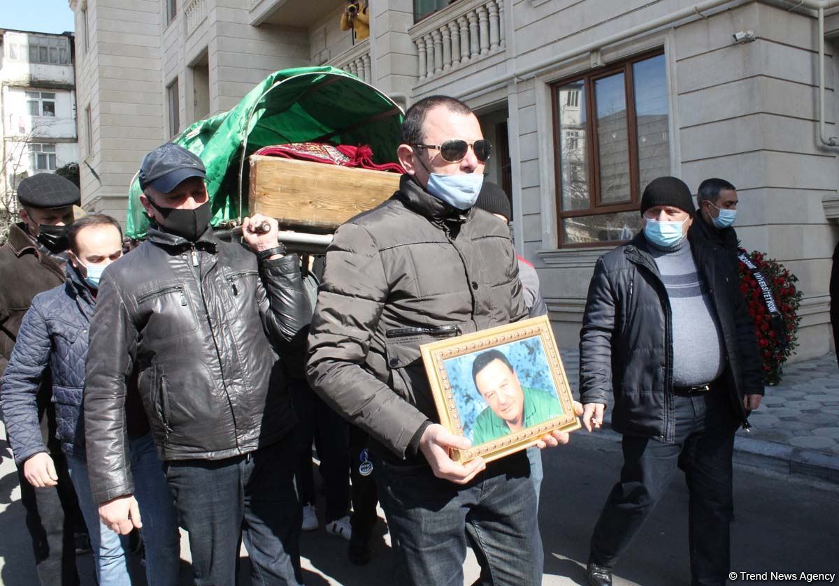 Отец завещал похоронить его в Лянкяране рядом с родителями – сын народного артиста Ялчына  Рзазаде (ФОТО)
