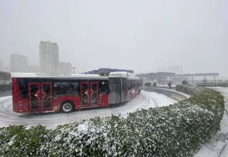 В связи с непогодой экспресс-автобусы в Баку будут брать пассажиров и на промежуточных остановках