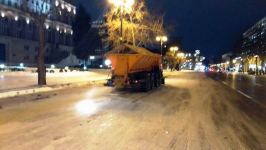 В Баку продолжаются снегоуборочные работы (ФОТО/ВИДЕО)