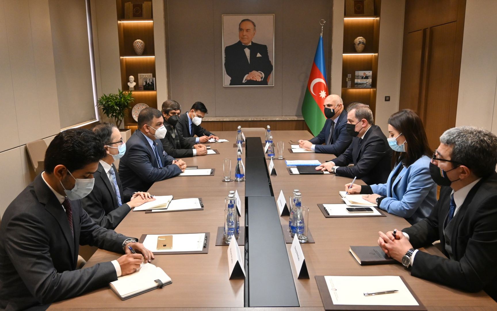 Azerbaijani FM receives Pakistani FWO's Director General (PHOTO)