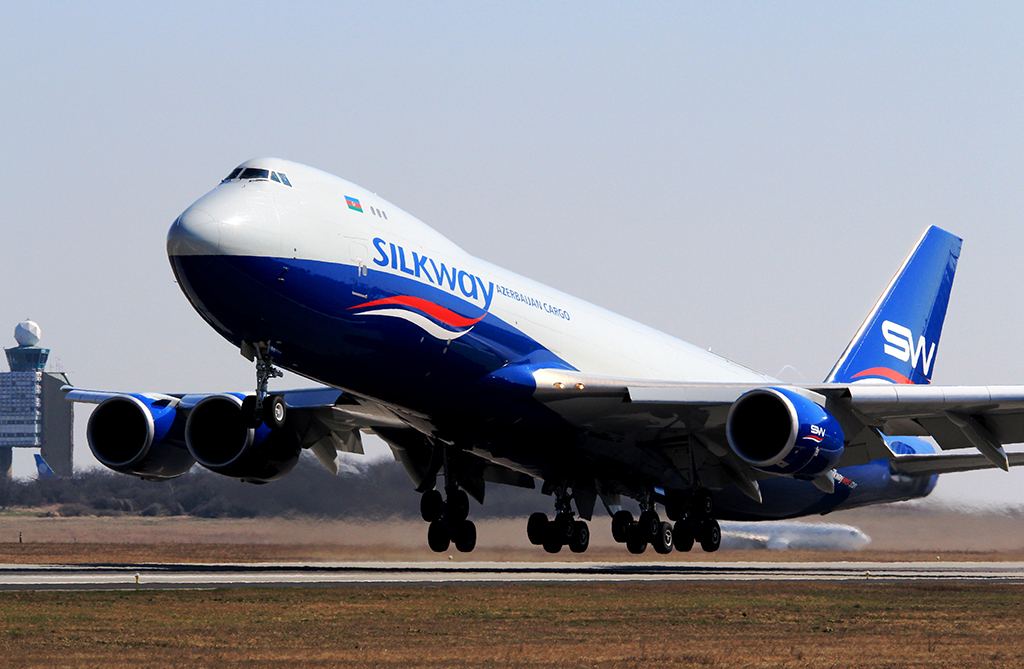 Azerbaijan’s Silk Way West Airlines to buy several Boeing 777 freighters