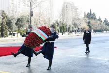 Президент Ильхам Алиев и Первая леди Мехрибан Алиева посетили памятник Ходжалинскому геноциду (ФОТО/ВИДЕО)