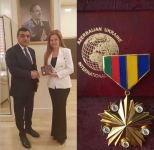 Композитор Севиндж Тофиггызы награждена золотой медалью международного альянса "Азербайджан-Украина" (ФОТО)