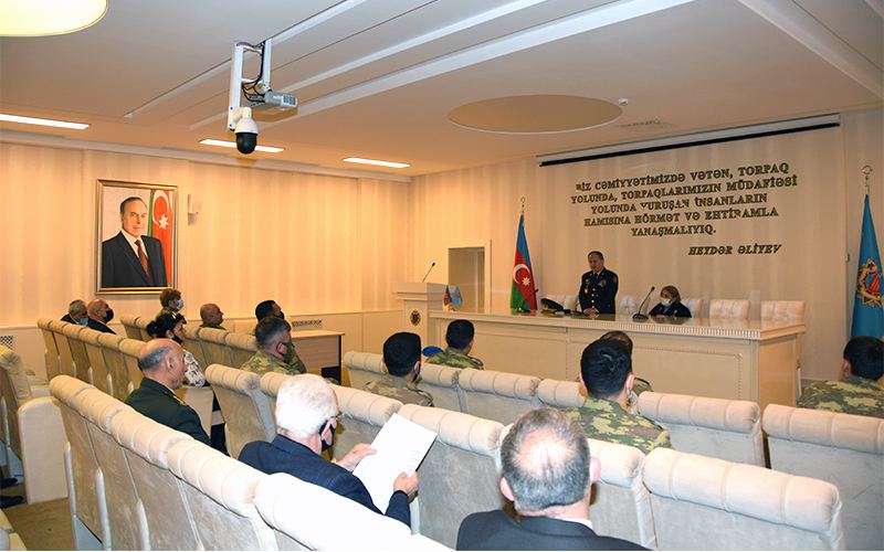 Respublika Veteranlar Təşkilatında bir qrup müharibə iştirakçısı ilə görüş keçirilib (FOTO)