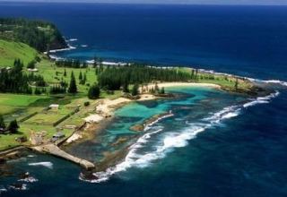 Власти Австралии предупредили об угрозе цунами на острове Норфолк