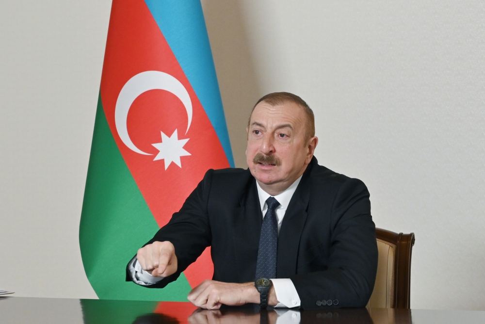 Prezident İlham Əliyev: Bir neçə partiyanın Yeni Azərbaycan Partiyası ilə birləşməsi partiyamızı gücləndirəcək