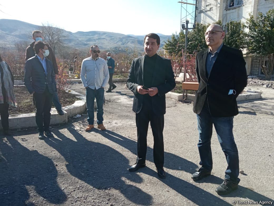 Foreign diplomats acquainted with Gulebird HPP in liberated Lachin of Azerbaijan (PHOTO)
