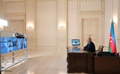 Президент Ильхам Алиев принял нового президента Европейского банка реконструкции и развития (ФОТО/ВИДЕО) (версия 2)