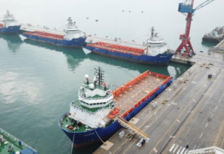 Азербайджан сократил импорт судов и плавучих конструкций