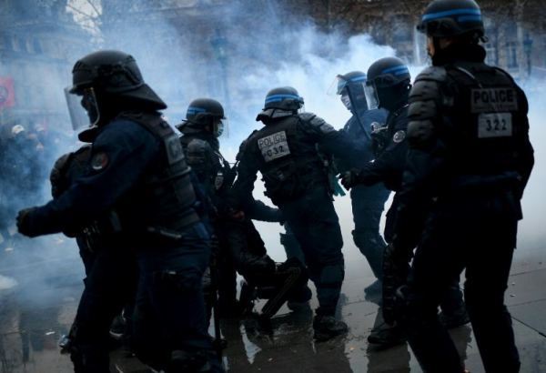 Свыше 400 участников беспорядков задержали во Франции