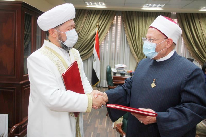 Muftis of Kazakhstan and Egypt sign joint agreement