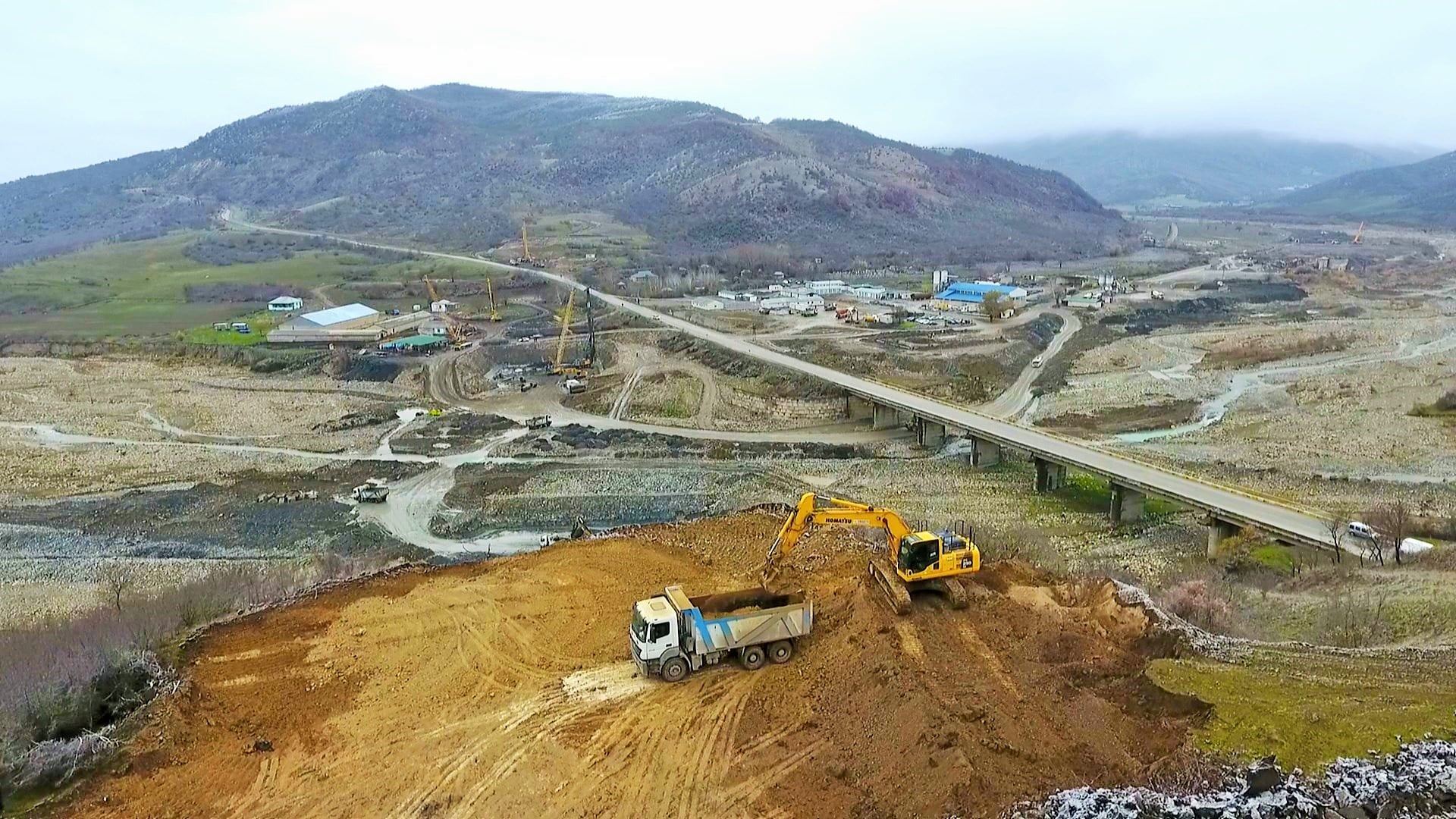 Over kilometer-long bridge under construction in Azerbaijan (PHOTO)