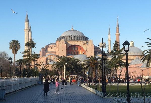 МИД Азербайджана о поездках в Турцию по биометрическому удостоверению личности