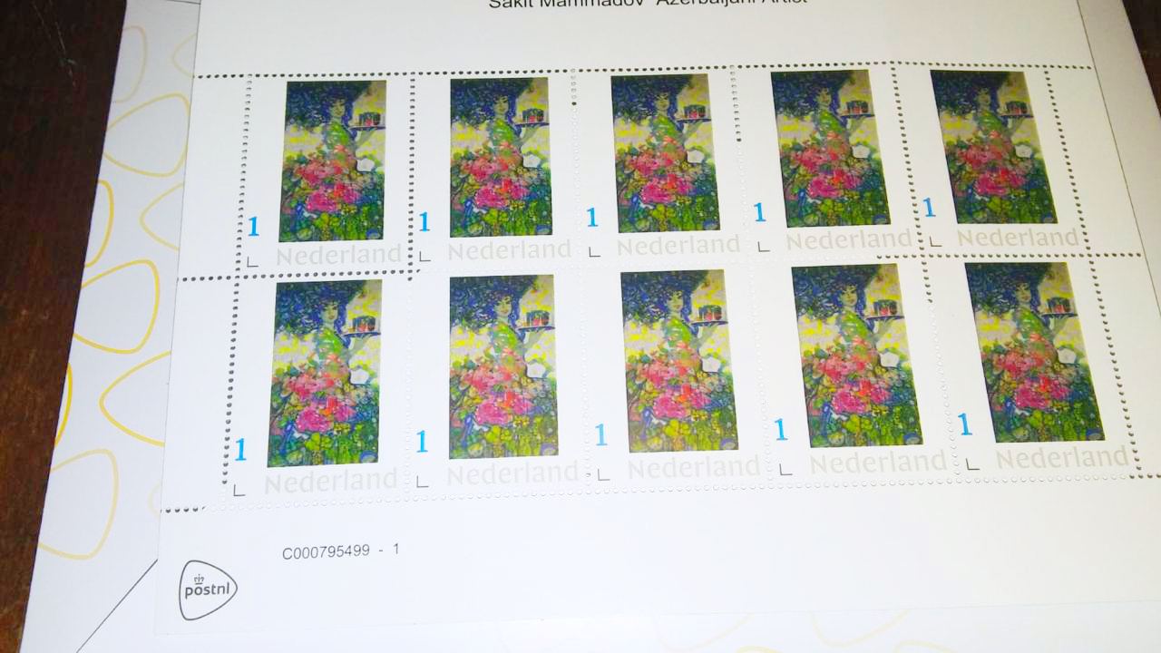 В Нидерландах выпущены марки с произведениями всемирно известного художника Сакита Мамедова – подарок Королеве Елизавете II (ФОТО)